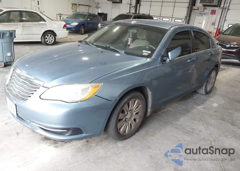 2011 Chrysler 200 Lx from USA, damaged, VIN 1C3BC4FB4BN617329